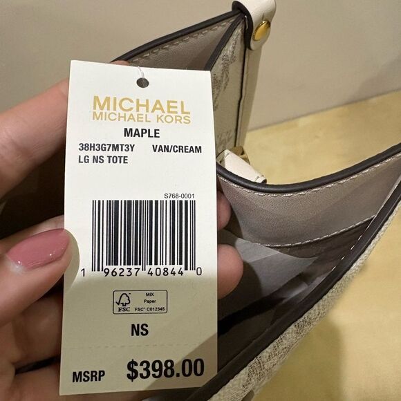 NWT MICHAEL KORS Maple Large NS Logo Tote Vanilla/Cream - Picture 6 of 6
